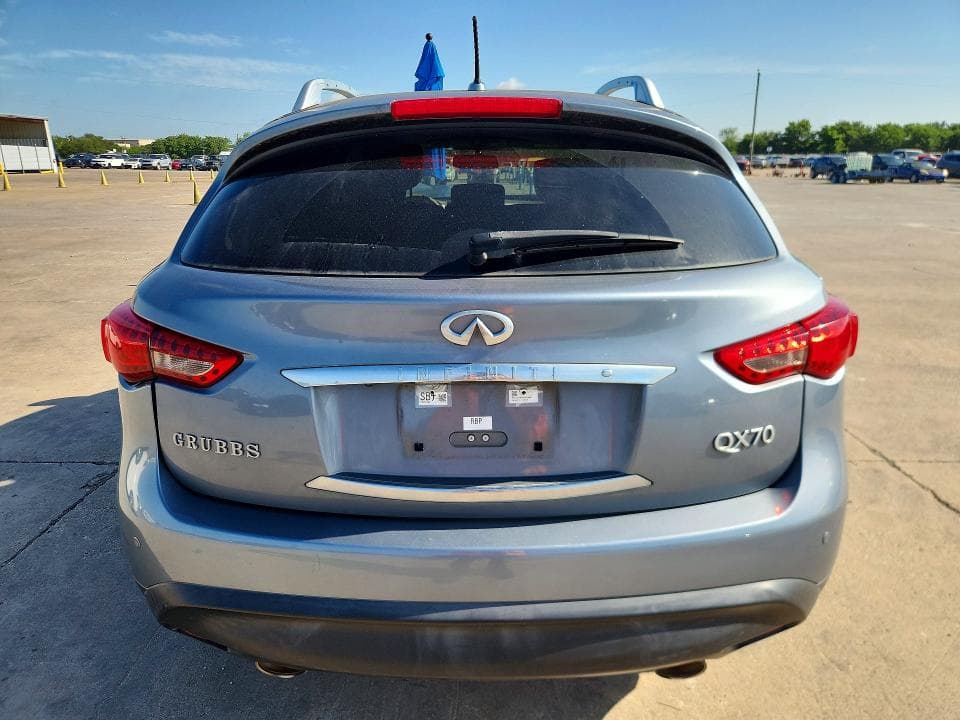2017 INFINITI QX70 BASE 6