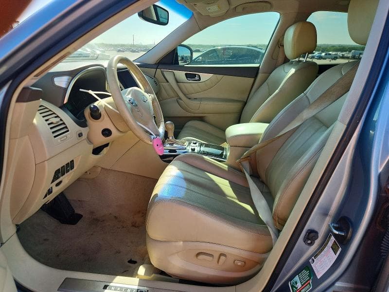 2017 INFINITI QX70 BASE 7