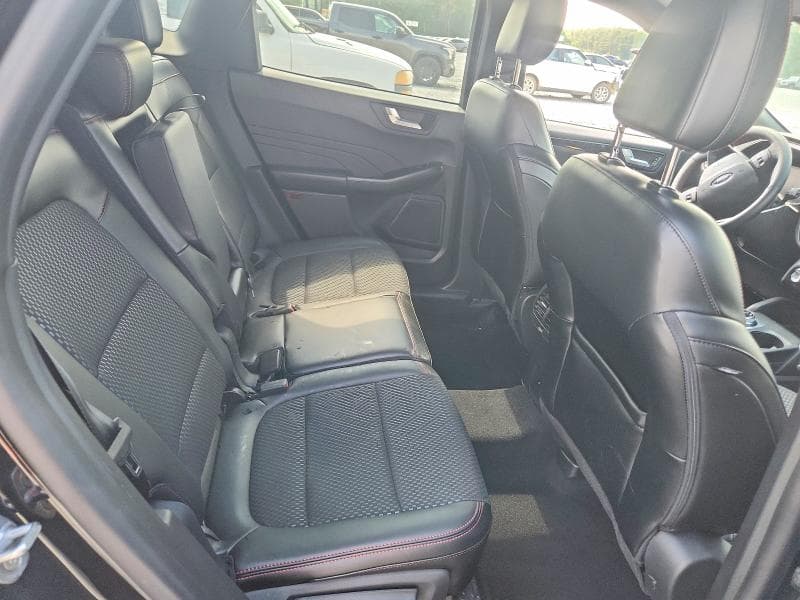 2024 FORD ESCAPE ST LINE 11