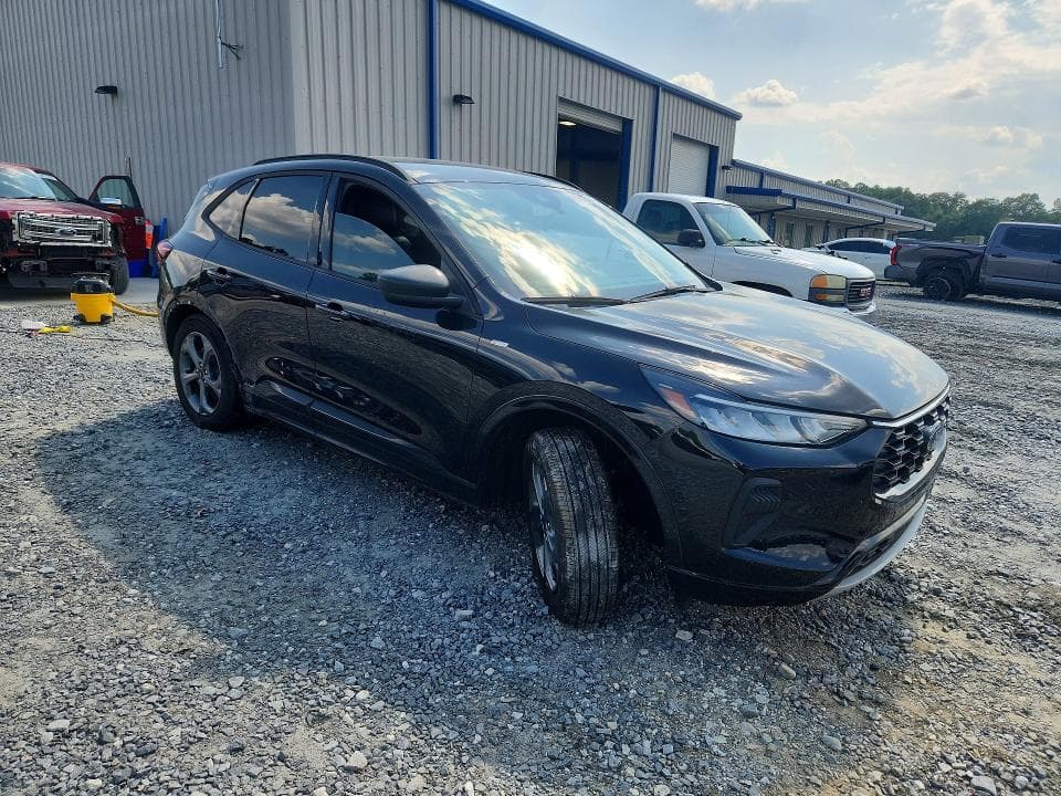 2024 FORD ESCAPE ST LINE 4