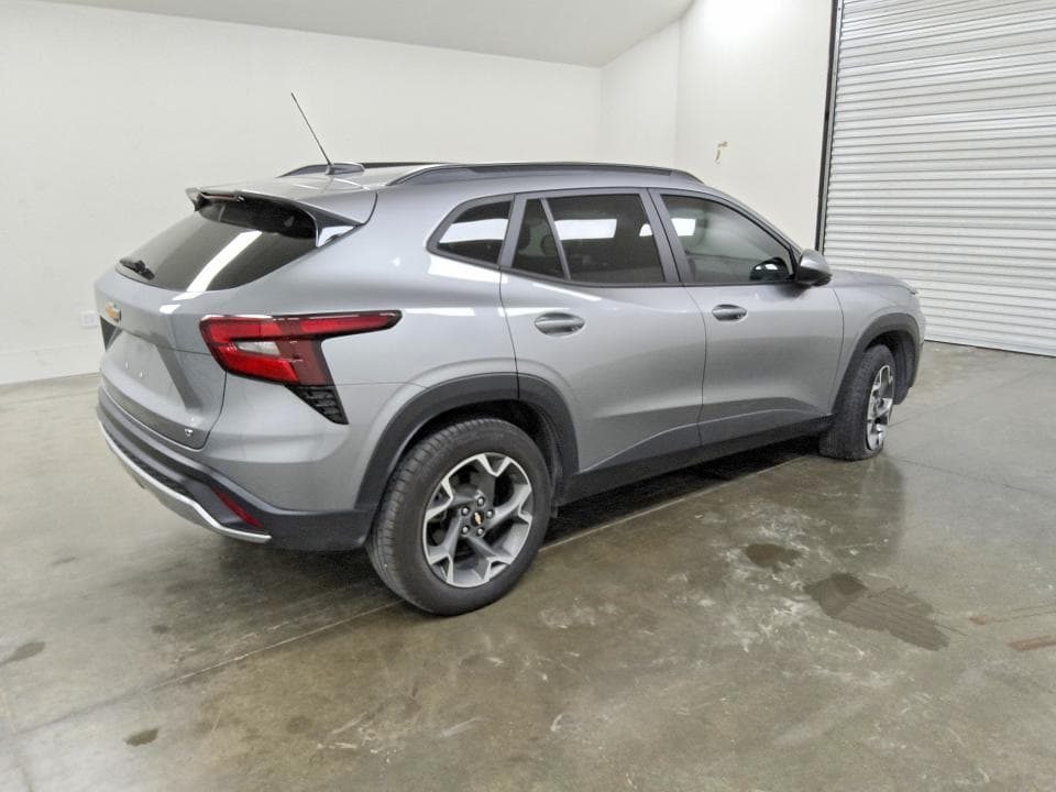 2024 CHEVROLET TRAX 1LT 3