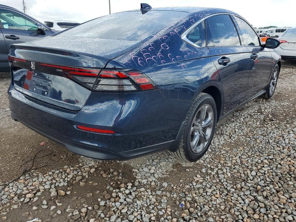 2023 HONDA ACCORD EX EX 3
