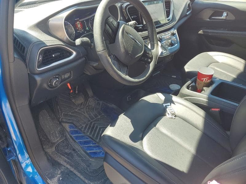 2026 CHRYSLER PACIFICA SELECT 8