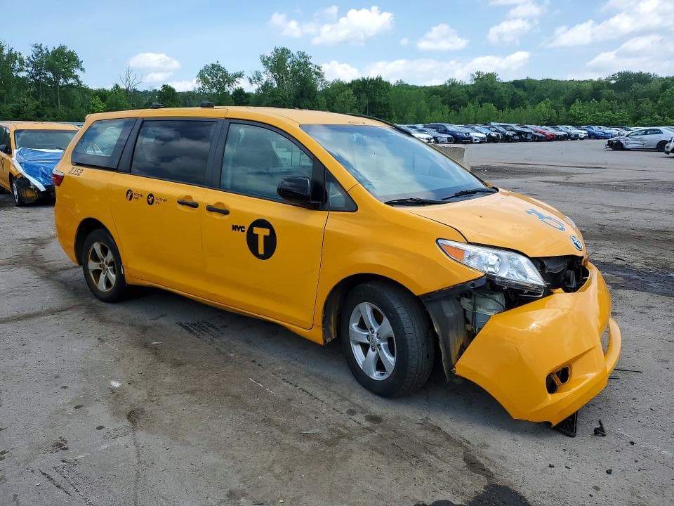 2017 TOYOTA SIENNA L 7-PASSENGER L 7-PASSENGER 5