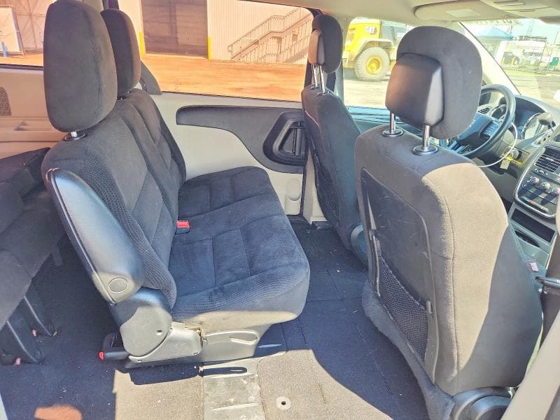 2017 DODGE GRAND CARAVAN SE SE 10