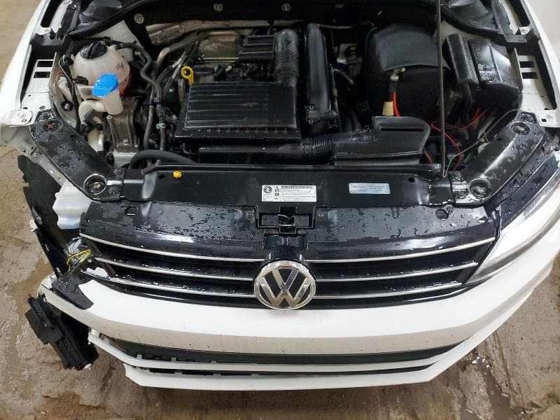 2017 VOLKSWAGEN JETTA SE SE 11