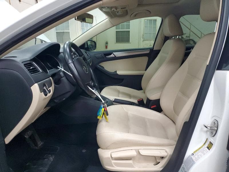 2017 VOLKSWAGEN JETTA SE SE 7