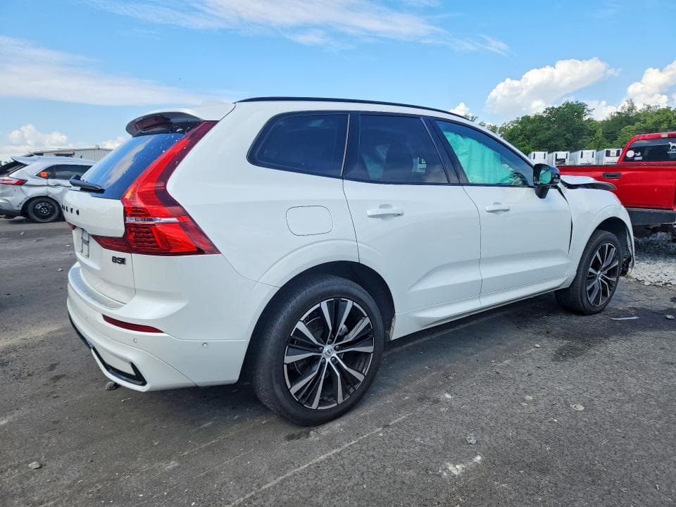 2025 VOLVO XC60 ULTRA 3