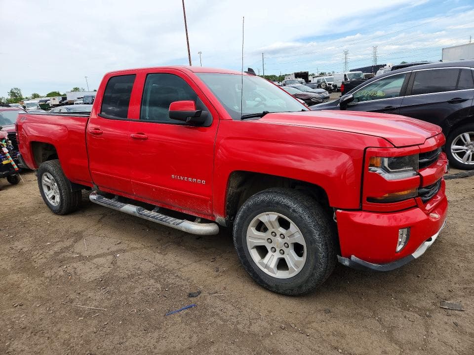 2018 CHEVROLET SILVERADO K1500 LT 4