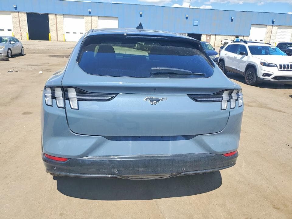 2023 FORD MUSTANG MACH-E PREMIUM 6