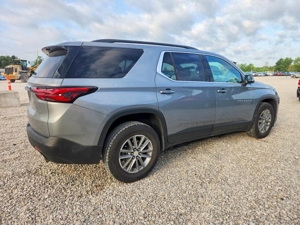 2023 CHEVROLET TRAVERSE LT 3