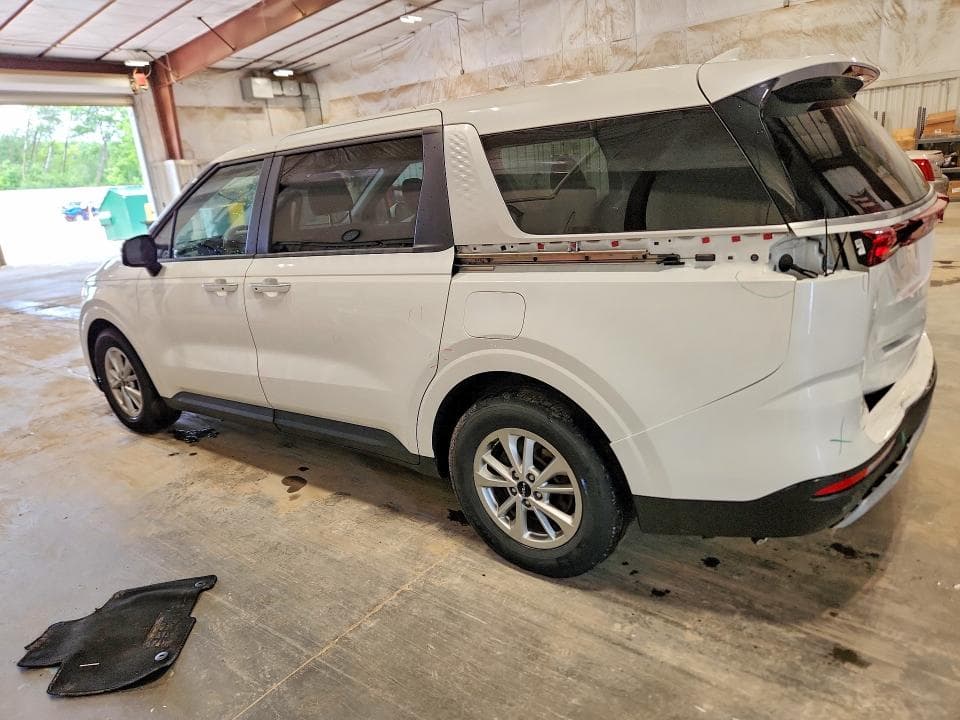 2023 KIA CARNIVAL LX 2