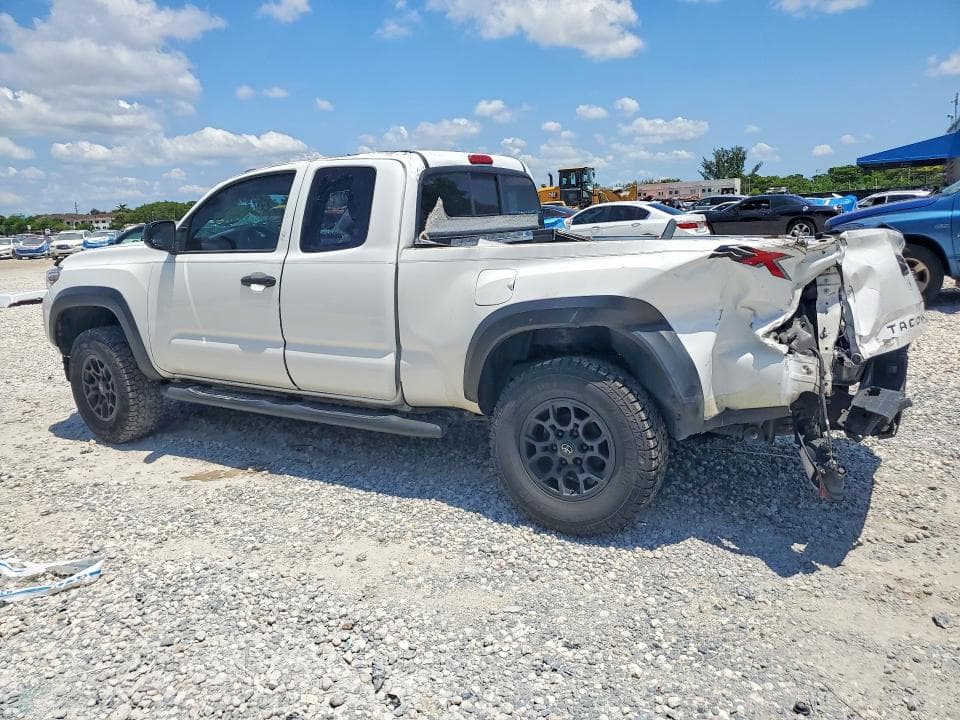 2022 TOYOTA TACOMA SR 2