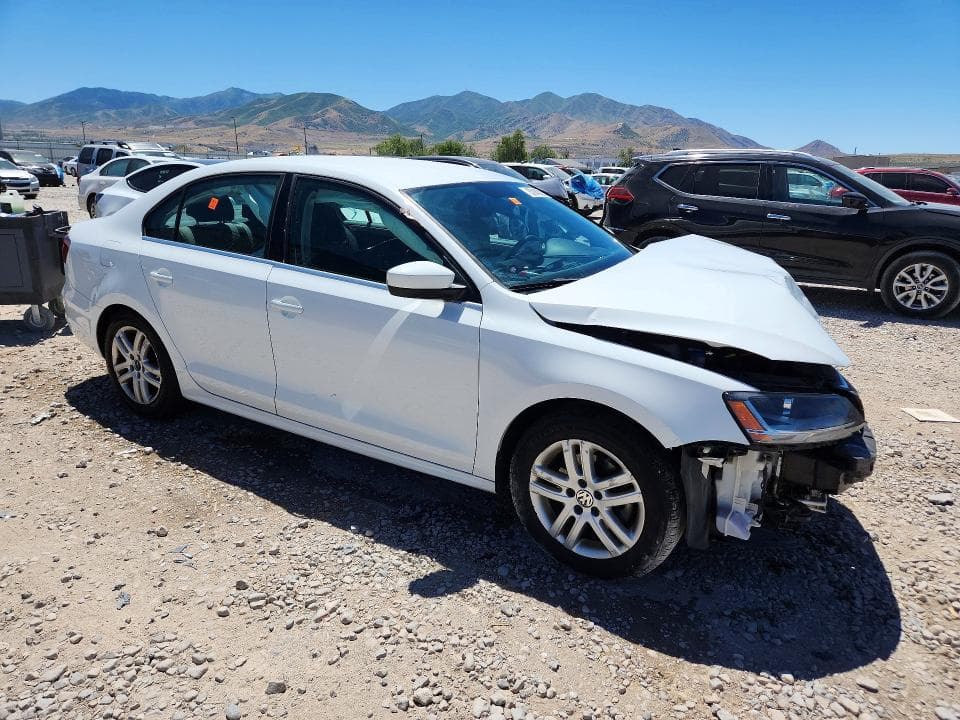 2017 VOLKSWAGEN JETTA S S 4