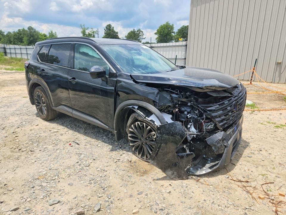 2026 NISSAN ROGUE DARK ARMOR 4