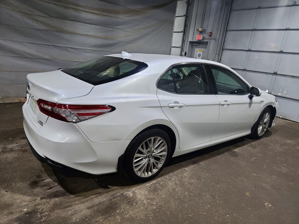 2018 TOYOTA CAMRY HYBRID XLE XLE 3