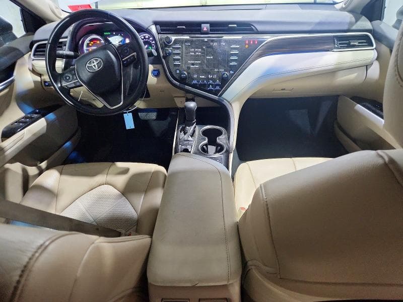 2018 TOYOTA CAMRY HYBRID XLE XLE 8