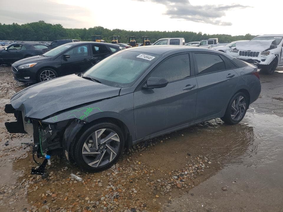 2025 HYUNDAI ELANTRA SEL SPORT - 1