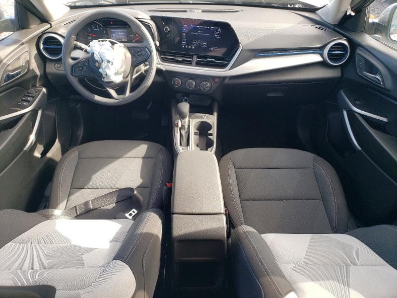 2026 CHEVROLET TRAX LS LS 8