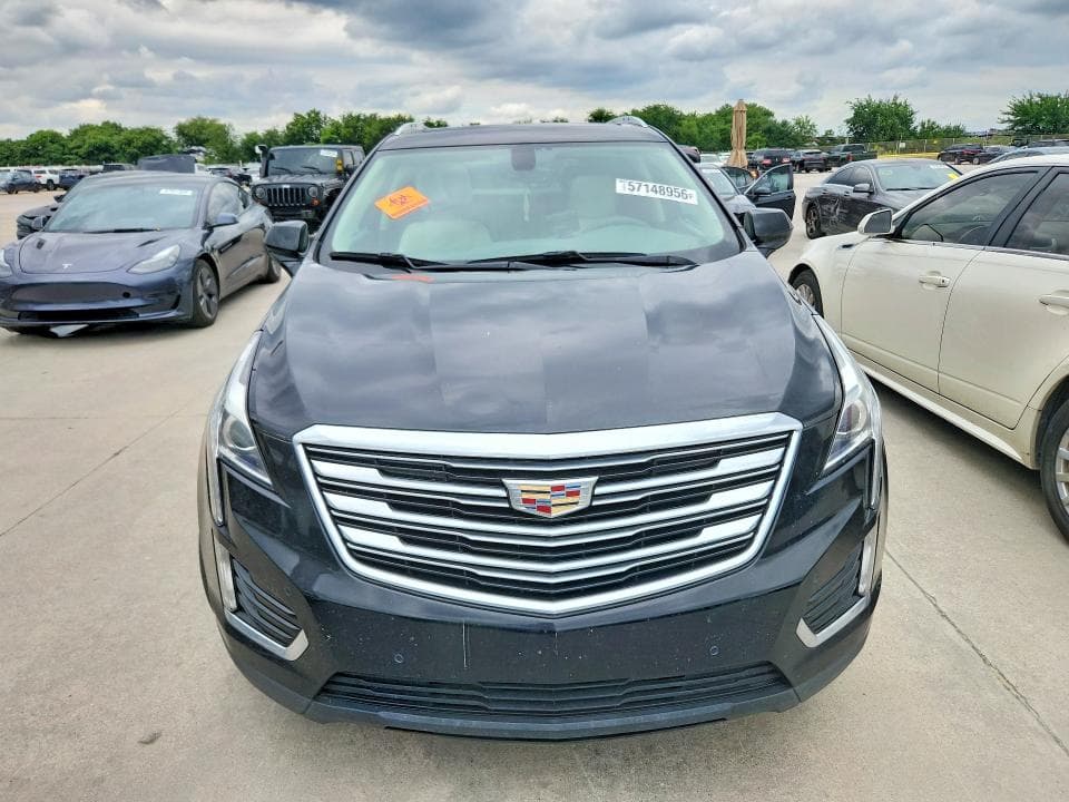 2017 CADILLAC XT5 LUXURY 5