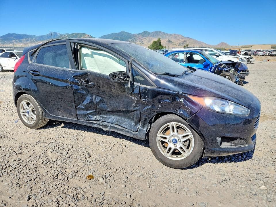 2018 FORD FIESTA SE 4