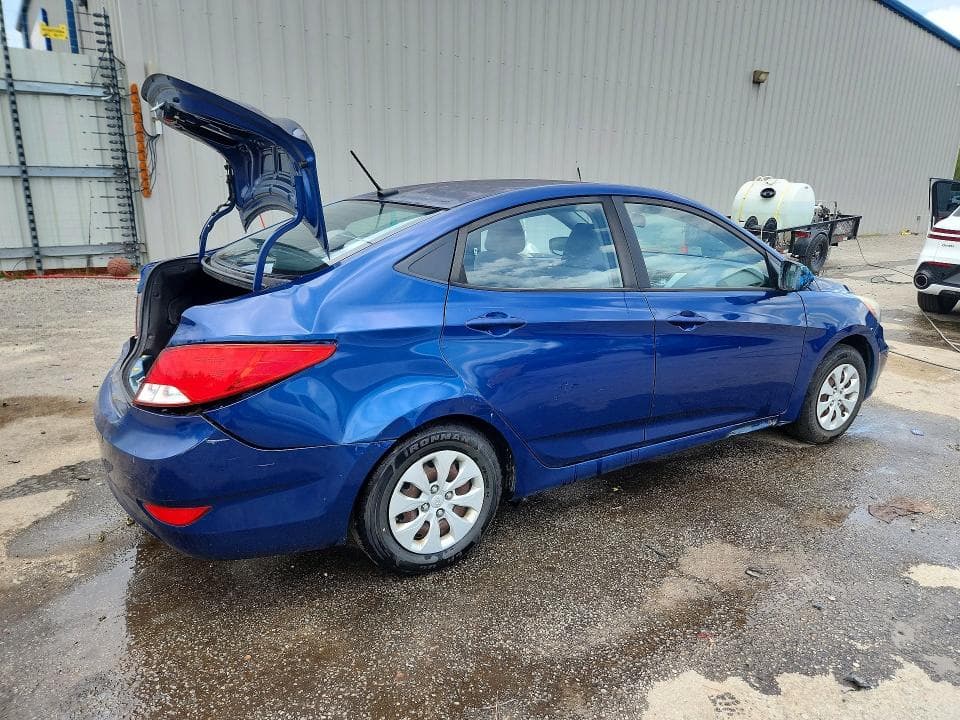 2016 HYUNDAI ACCENT SE 3