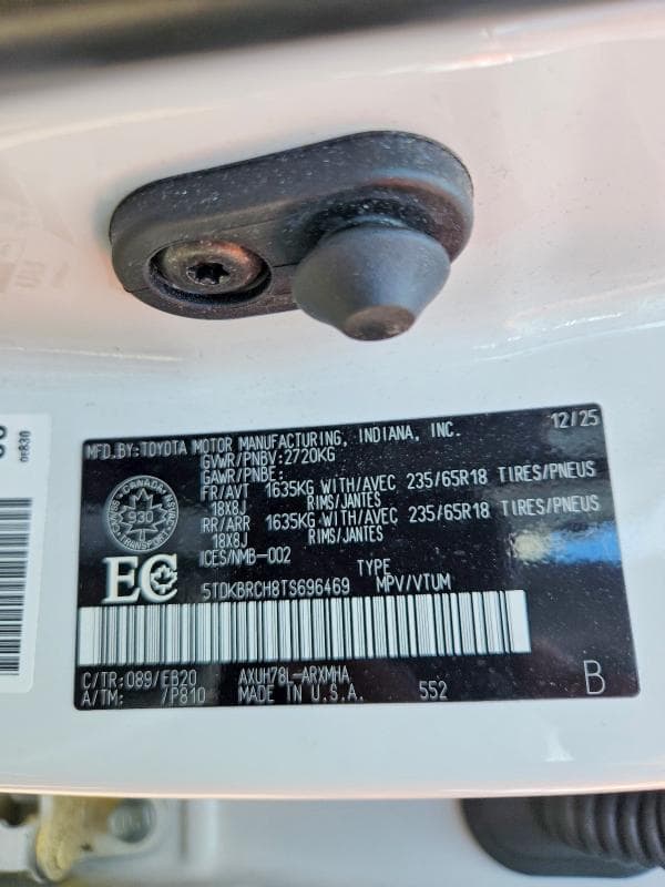 2026 TOYOTA HIGHLANDER HYBRID XLE 13