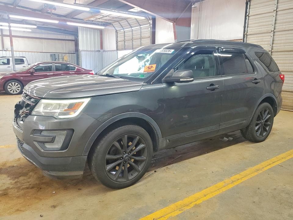 2017 FORD EXPLORER XLT - 1