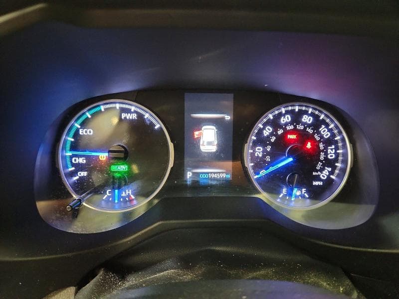 2021 TOYOTA RAV4 LE LE 10