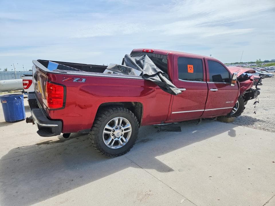 2018 CHEVROLET SILVERADO K2500 HEAVY DUTY LTZ 3