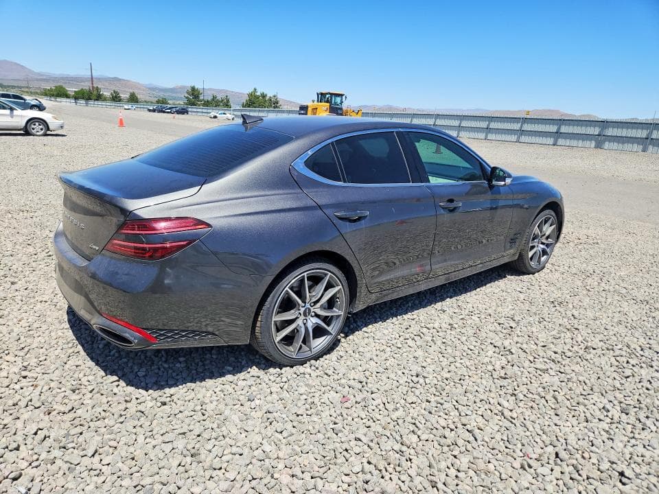 2024 GENESIS G70 2.5T STANDARD 3