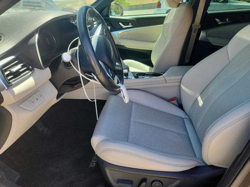 2024 GENESIS G70 2.5T STANDARD 7
