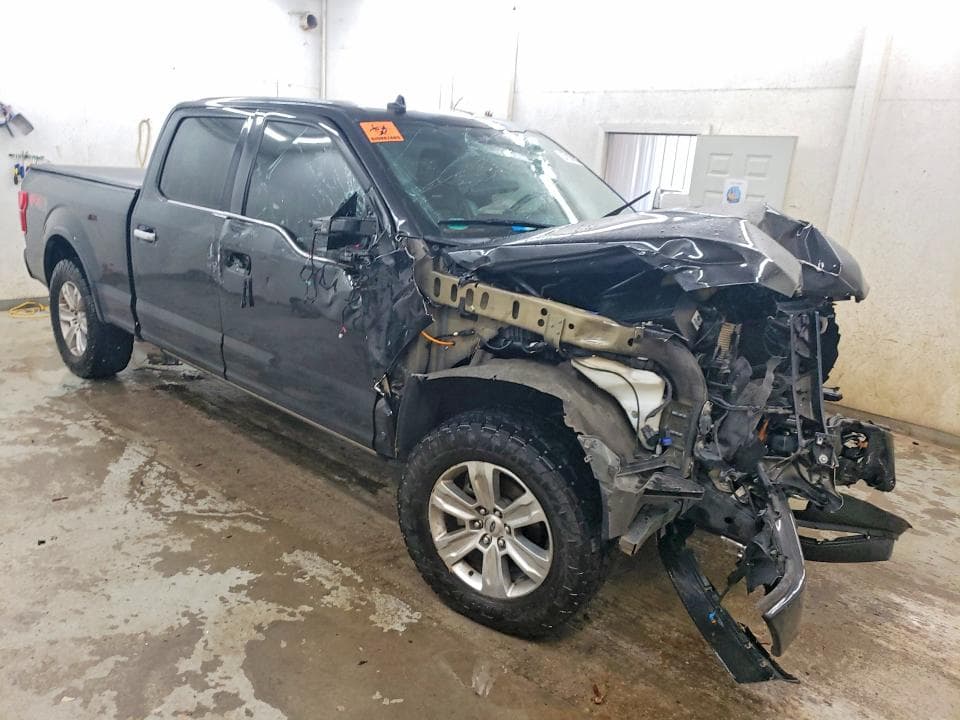 2019 FORD F150 SUPERCREW 4