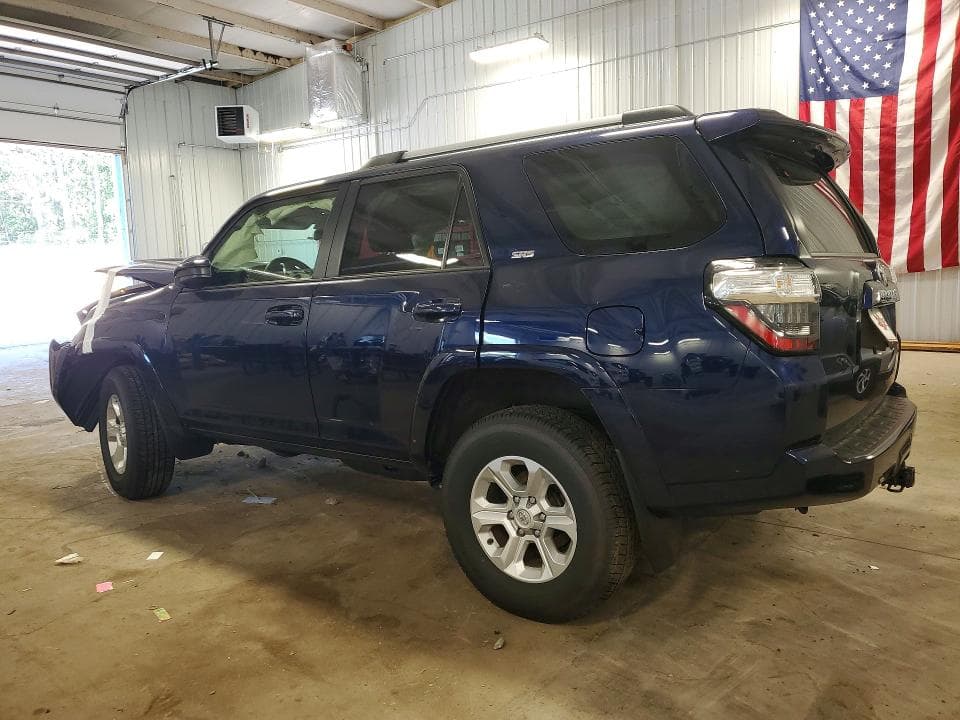2024 TOYOTA 4RUNNER SR5 2