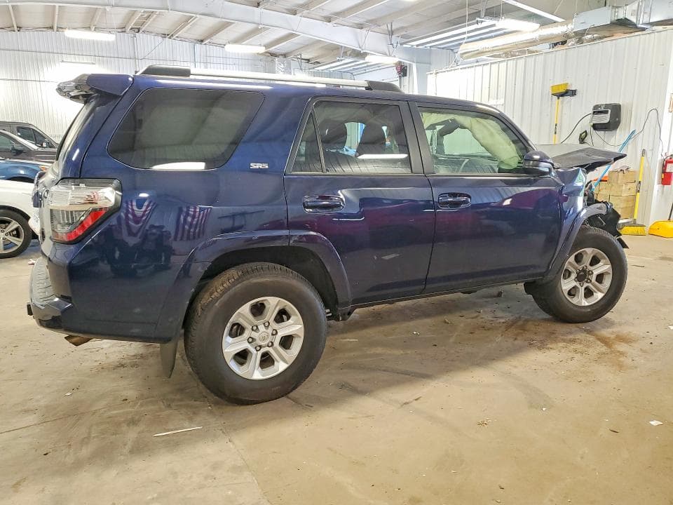 2024 TOYOTA 4RUNNER SR5 3