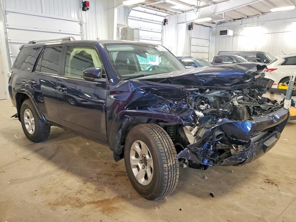 2024 TOYOTA 4RUNNER SR5 4