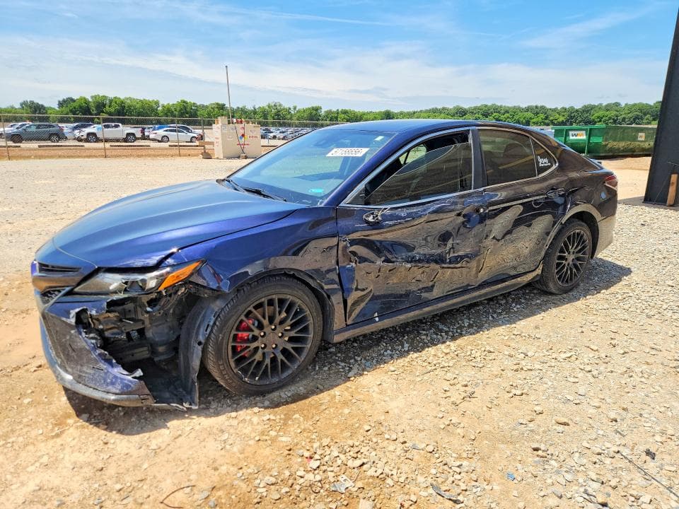 2022 TOYOTA CAMRY SE SE - 1