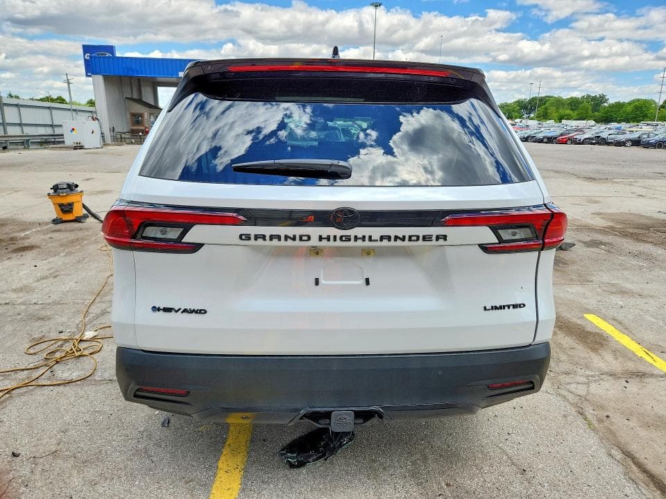 2026 TOYOTA GRAND HIGHLANDER HYBRID NIGHTSHADE NIGHTSHADE 6
