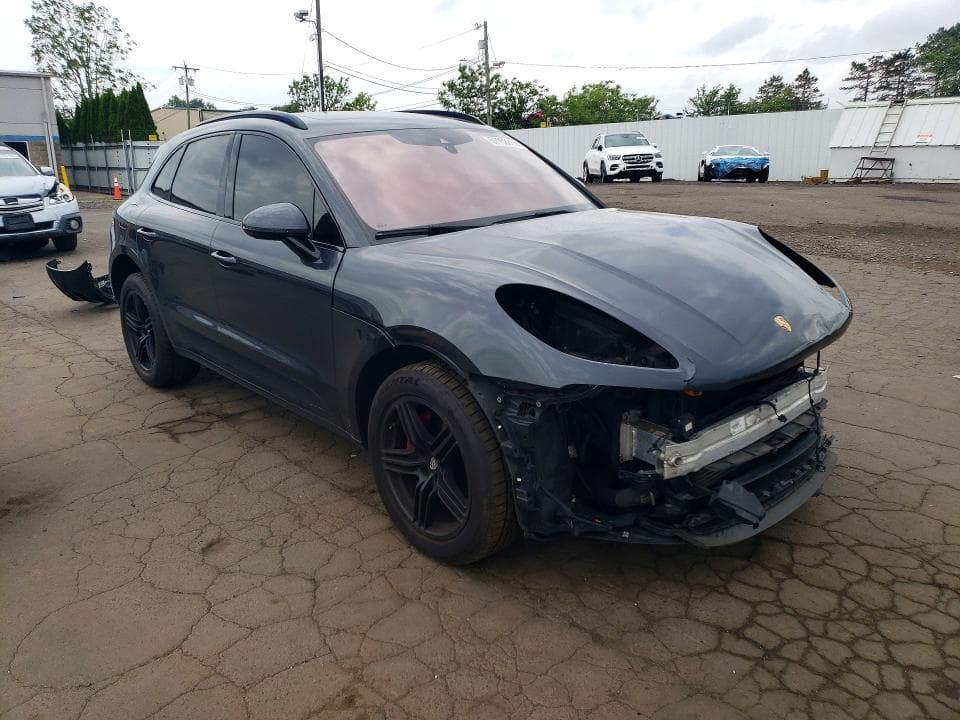 2019 PORSCHE MACAN 4
