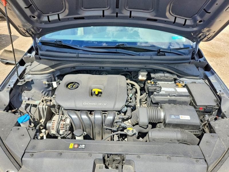 2019 HYUNDAI ELANTRA SE SE 11