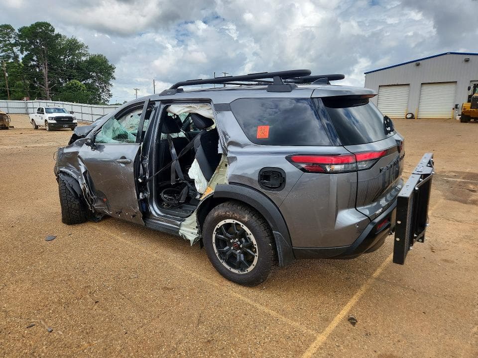 2026 NISSAN PATHFINDER ROCK CREEK 2