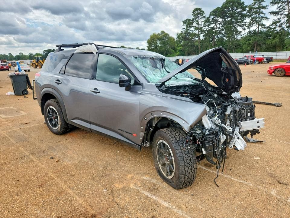 2026 NISSAN PATHFINDER ROCK CREEK 4