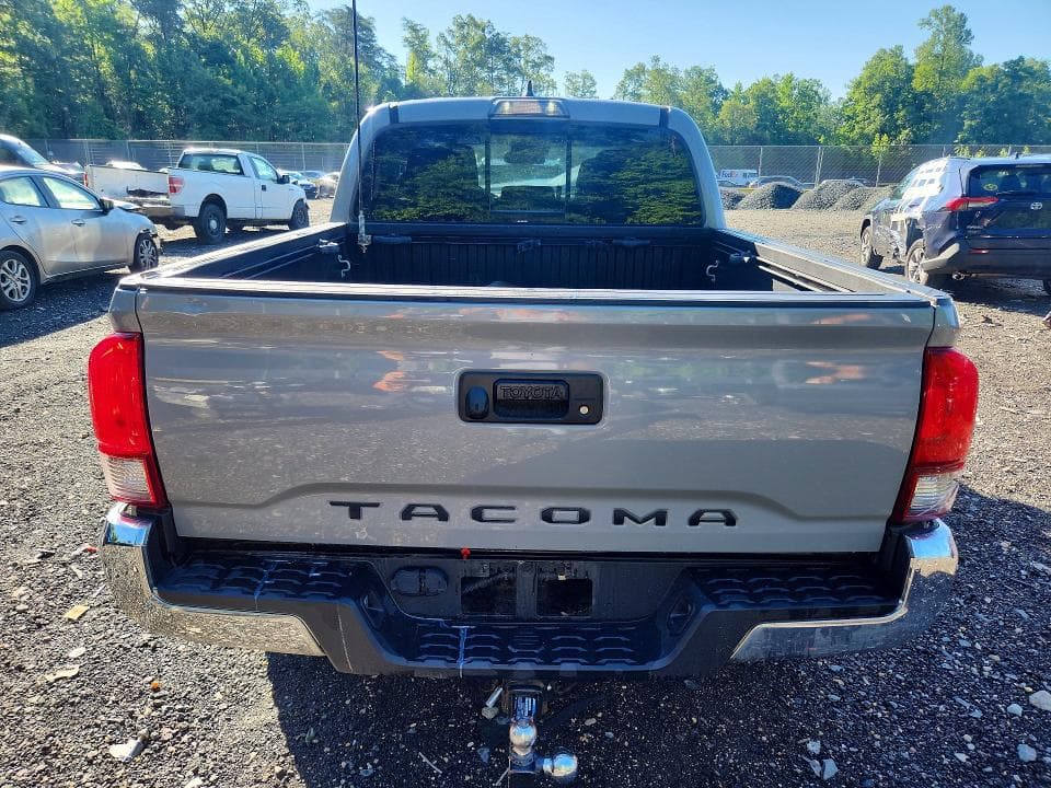 2018 TOYOTA TACOMA TRD OFF-ROAD TRD OFF-ROAD 6