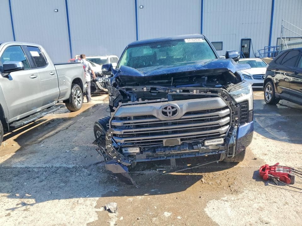 2022 TOYOTA TUNDRA CREWMAX LIMITED CREWMAX LIMITED 5