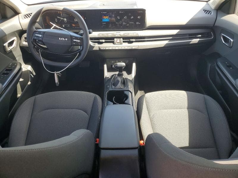 2025 KIA K4 LXS 8
