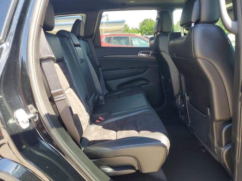 2020 JEEP GRAND CHEROKEE LAREDO 11