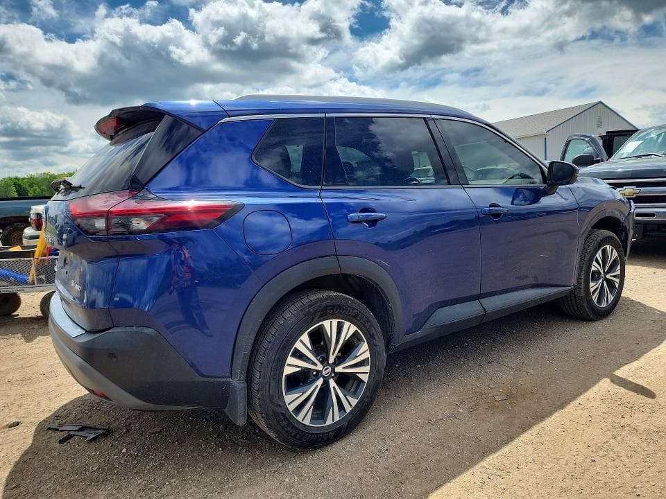 2021 NISSAN ROGUE SV 3