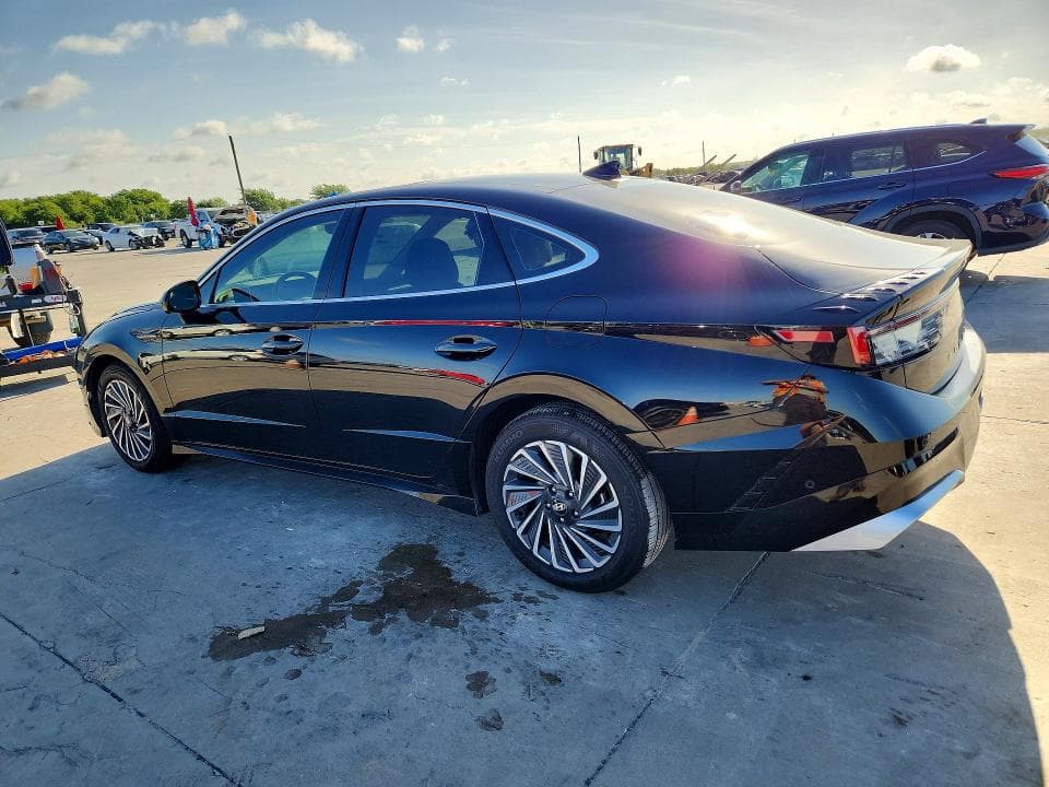2026 HYUNDAI SONATA HYBRID LIMITED LIMITED 2