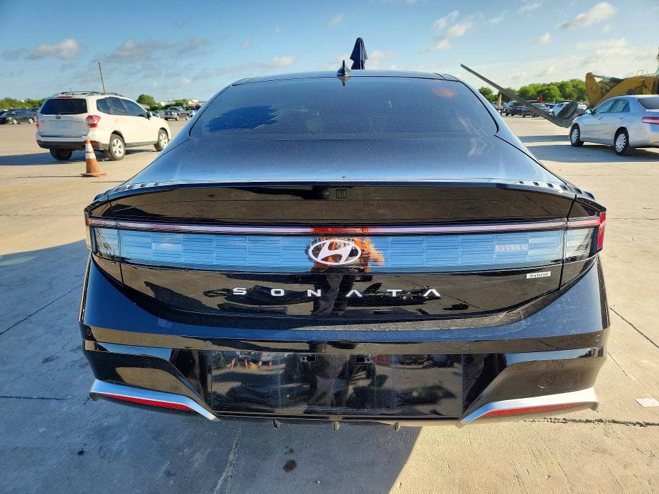 2026 HYUNDAI SONATA HYBRID LIMITED LIMITED 6