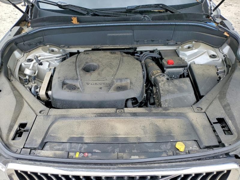 2020 VOLVO XC90 T6 MOMENTUM 12